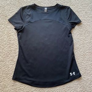 Under Armour UA Heat Gear Athletic Tee - Size Small / SM / P in Black